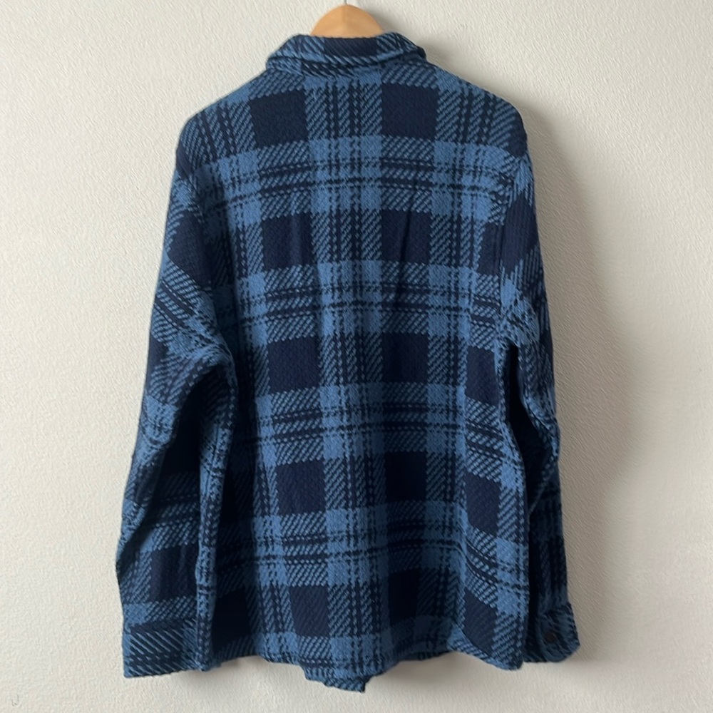 Outerknown Cloud Weave Size L Heavy Shirt Blue Plaid 100% Organic NWT - Picture 2 of 9